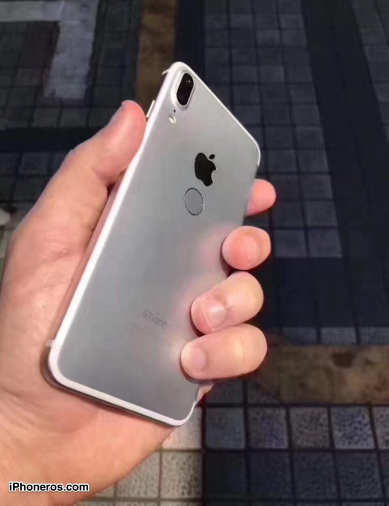 New iPhone 8 leaks reveal its size and a touchid sensor on back