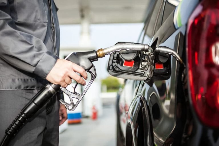 Drivers expect lower gas prices